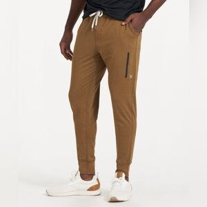 Vuori men’s Sunday Performance Jogger, size M
